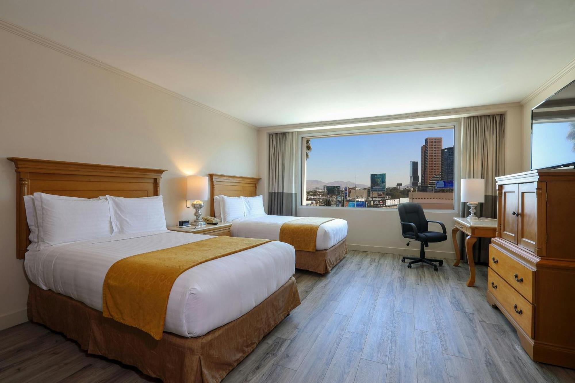 Marriott Tijuana Hotel Exterior photo